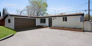 44715 Gingham Avenue Gallery 1