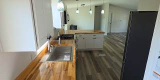 6099 Roland Dr. Gallery 6