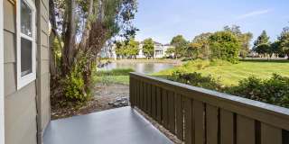 Riva Terra Apartments at Redwood Shores Gallery 8