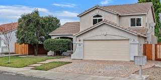 1005 Mabel Josephine Court Gallery 1