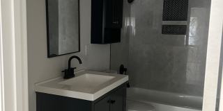 1215 East Mission Lane - 3 Gallery 6