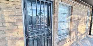 139 N Claybrook St Gallery 3