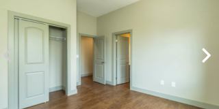 HUGE newly built 4 bed / 4.5 bath townhouse! Gallery 10