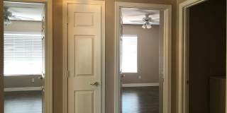 READY TO VIEW TO NOW! 3 Bed/ 2 Bath Home in Arrowhead Lakes Gallery 21