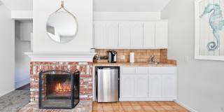 Furnished Balboa Peninsula Point Cottage Home | Available November 1st – April 30th Furnished Balboa Peninsula Point Cottage Home | Available November 1st – April 30th Gallery 25