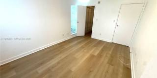 733 Riverside Dr Gallery 10