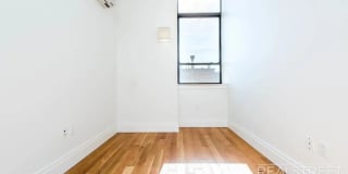17 Monitor Street Gallery 8