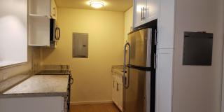 Two Parking, Window AC, Washer and Dryer Gallery 4
