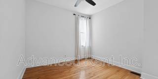 611 Grundy Street Gallery 16