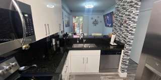 943 SW 143rd Ter Gallery 20