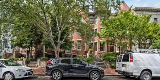 Sunlit & Fully Updated 2BR/1BA Condo in the Heart of U Street Corridor Gallery 8