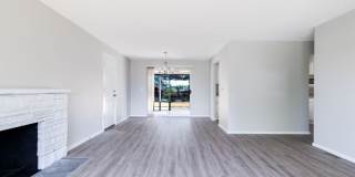 3 Bedroom Rambler Situated on a Large Lot with Mature Landscaping! Gallery 6
