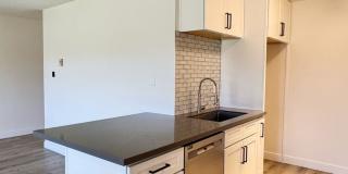 Poolside Living Awaits at 1061 Park Ave, Unit #304 — Long Beach, CA Gallery 11