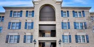 5707 BREWER HOUSE Circle unit: T-2 Gallery 1