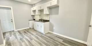 Three-Bedroom Home with a Private Back Patio Gallery 4