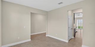 2546 WARREN ACRES Boulevard Gallery 7