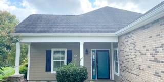 Coming Soon! Beautiful 3/2 with Garage and Sunroom in Johnson City, $2400, Lawn Care Included! Gallery 1