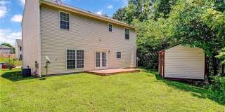 SPACIOUS 4 BED/ 3 BATH HOUSE! SPACIOUS 4 BED/ 3 BATH HOUSE! Gallery 1