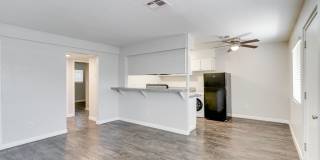 Red Rock Cove-Newly Renovated Apartment Homes Gallery 1