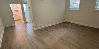 Colonial Arms Apartments | 805 West End Blvd Apt B-1 Colonial Arms Apartments | 805 West End Blvd Apt B-1 Gallery 1