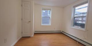 218 Porter Avenue Gallery 15