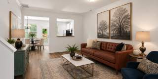 Charming & Freshly Updated 3BR Townhome in Shearon Farms! Gallery 1