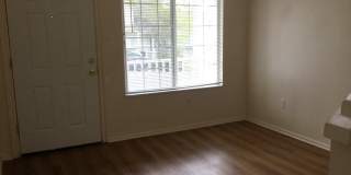 3 BEDROOM, 2 BATHROOM, VILLAGE CREEK TOWNHOME WITH 1 CAR ATTACHED GARAGE Gallery 4