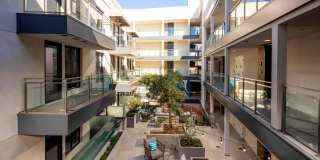 Junction Santa Monica Gallery 27