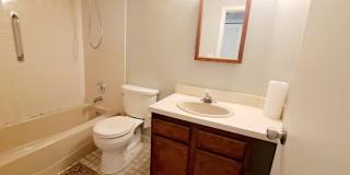 6337 Roosevelt Road Gallery 6