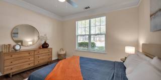 Falls Pointe at the Park Apartments - Affordable Housing Gallery 18