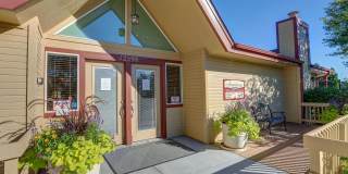 Americana Lakewood Apartments Gallery 9