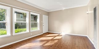 Baldwin Manor and Windsor Manor Gallery 24