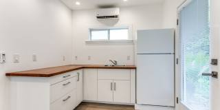 4-BEDROOM IN BLOSSOM PARK Gallery 21