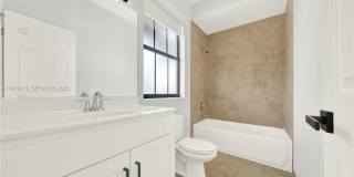 5880 NW 104th Path Gallery 33