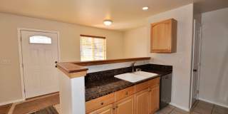 3 bed 2 bath rancher duplex (stainless appliances & granite counters) 3 bed 2 bath rancher duplex (stainless appliances & granite counters) Gallery 9