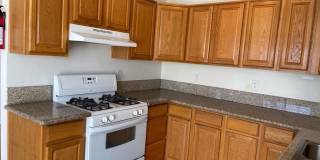 13757 Greenwood Place Gallery 21