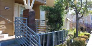 Nice and bright 2BR / 2BA Condo Near Durant Square Mall Gallery 1
