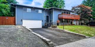 Beautiful Mother-in-Law Style Home in Everett, WA! Beautiful Mother-in-Law Style Home in Everett, WA! Gallery 1