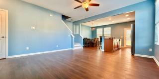 Updated 3BR Townhome | Community Pool, Gym, Pickleball, & Tennis Courts | Easy RTP Access Gallery 6