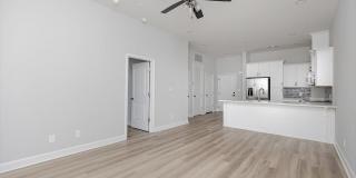 1009 Northside Drive Gallery 32