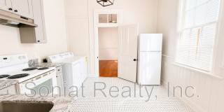 2508-10 Freret St. Gallery 8