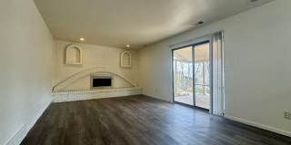 Beautiful 5 bedroom 2.5 bathroom home available NOW!!! Gallery 12