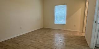Cozy 3 Bed 2 Bath Duplex in Lehigh Acres Gallery 15