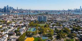 100 MANHATTAN AVE Gallery 18