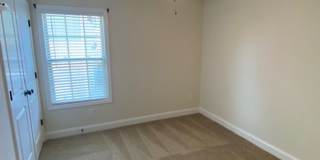 3 Bedroom 2 Bath home in LEXINGTON. Gallery 14