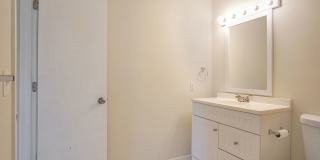 3 bedroom 1 bath house in Midtown available Mid- August Gallery 23