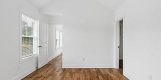 Overbrook / 7 Railroad St. Gallery 15