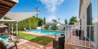 17827 Burbank Boulevard Gallery 21