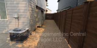 61581 SE Lorenzo Dr Gallery 24