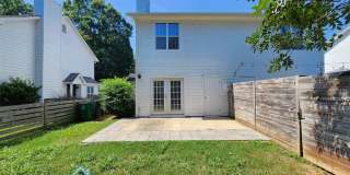 1525 Briar Creek Road Gallery 15